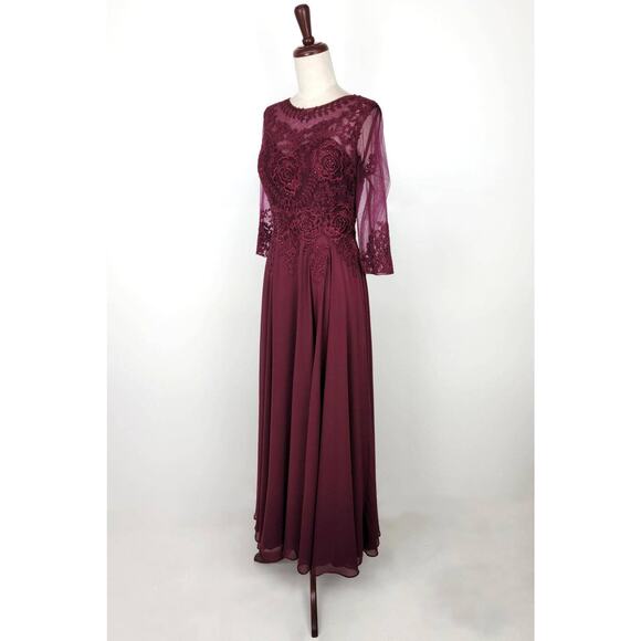 Chicas Missy Maxi Dress Lace Sleeve Gown Women XL Burgundy Formal Elegant NWT - Picture 8 of 16